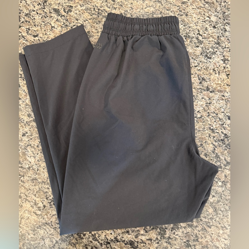 All in Motion Black Ankle Pants